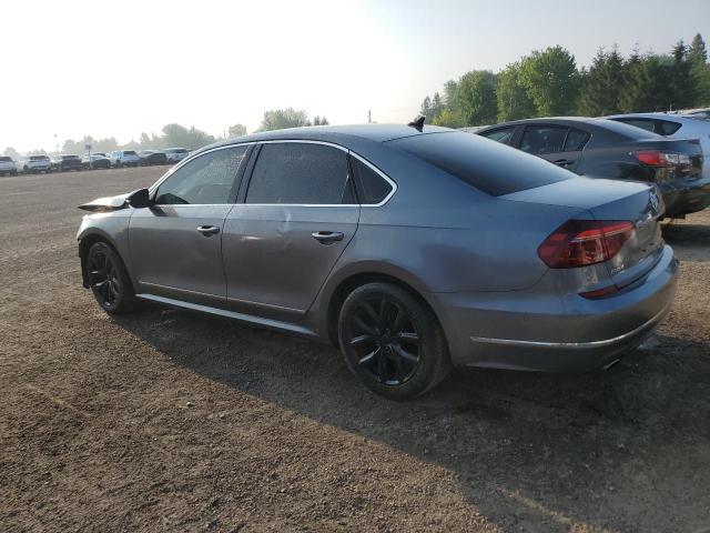  VOLKSWAGEN PASSAT 2017 Серый