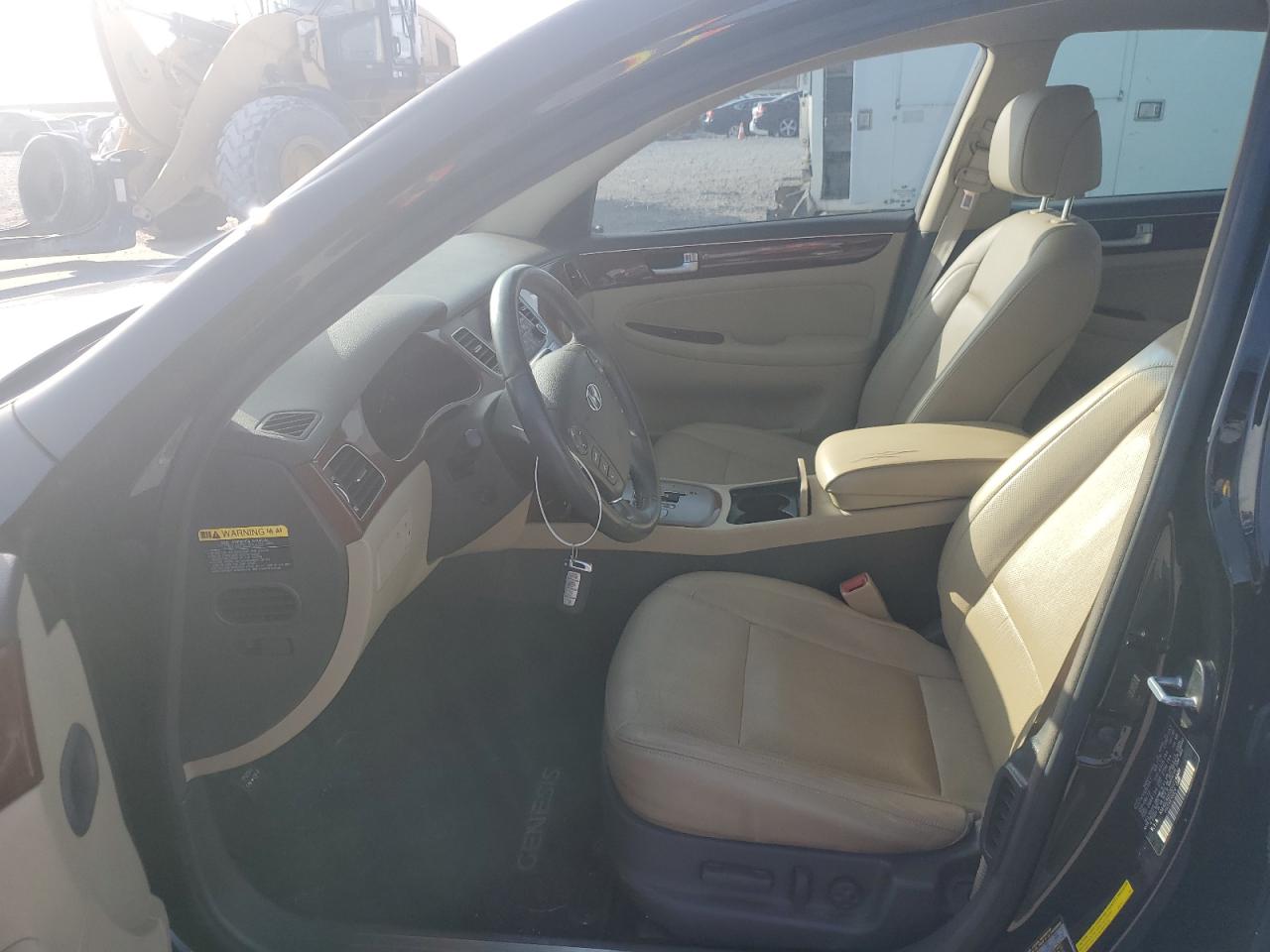 2013 Hyundai Genesis 3.8L VIN: KMHGC4DD3DU214520 Lot: 64230275