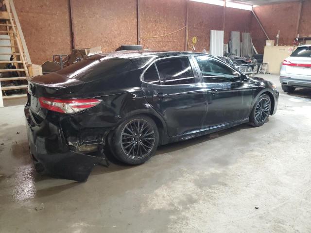  TOYOTA CAMRY 2018 Czarny
