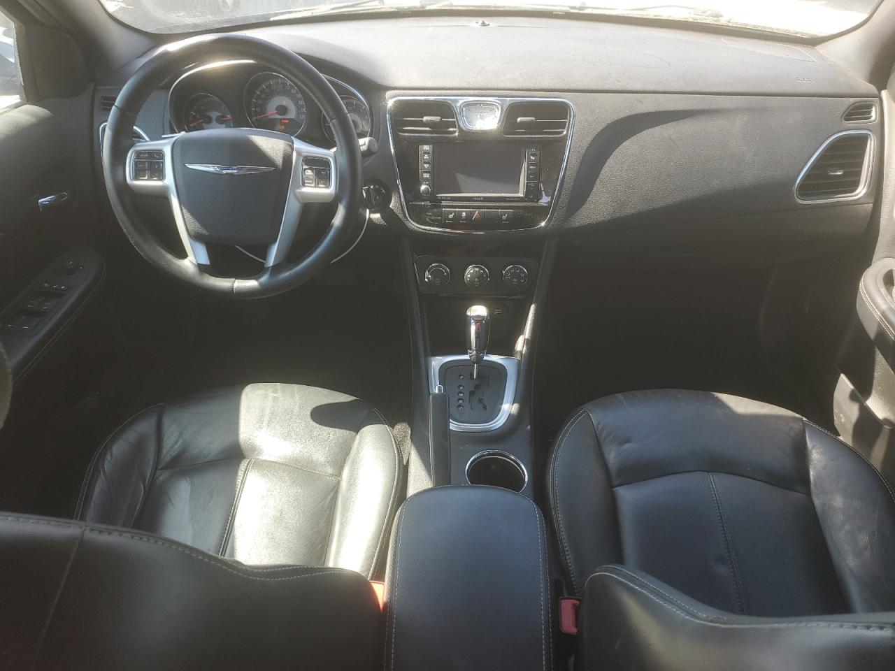 2011 Chrysler 200 Limited VIN: 1C3BC2FG2BN571788 Lot: 65211825