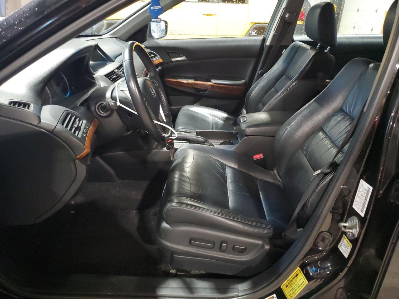 2011 Honda Accord Exl VIN: 1HGCP3F8XBA014185 Lot: 64207515