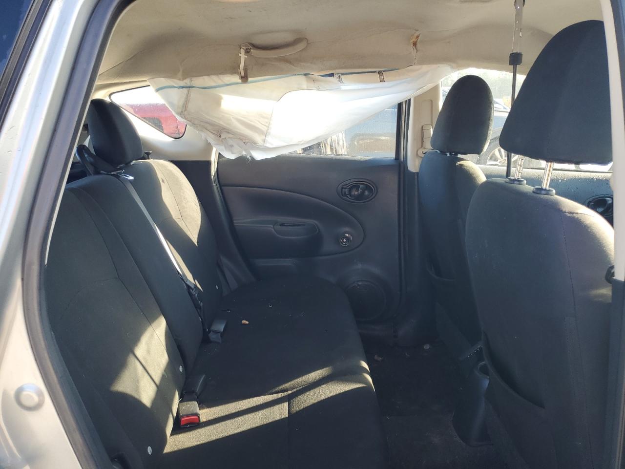 2015 Nissan Versa Note S VIN: 3N1CE2CP1FL366812 Lot: 64772125