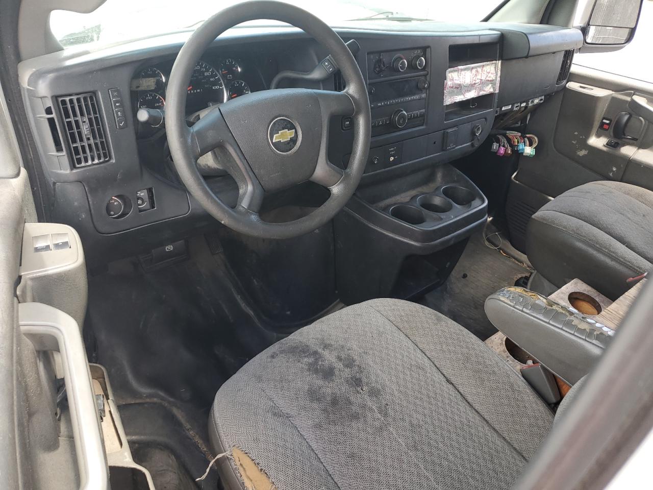 2017 Chevrolet Express G2500 VIN: 1GCWGAFFXH1223420 Lot: 64440575