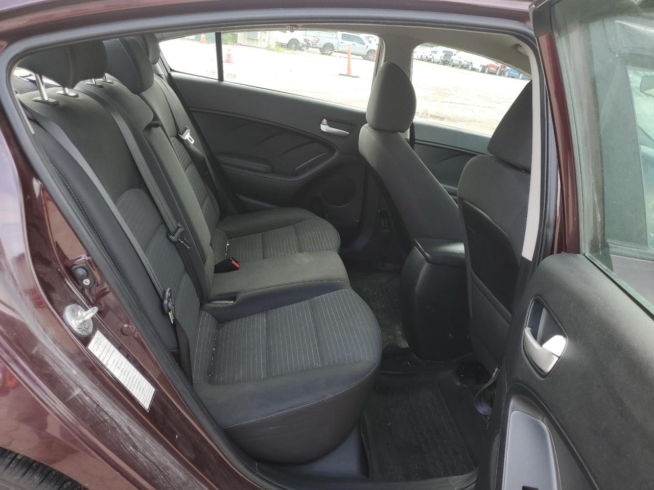 2018 Kia Forte Lx VIN: 3KPFL4A72JE210340 Lot: 66440175