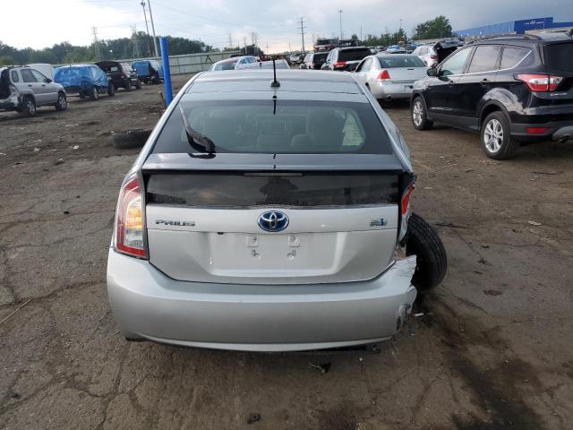 Hatchbacks TOYOTA PRIUS 2014 Srebrny