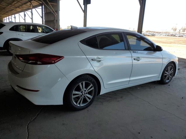  HYUNDAI ELANTRA 2017 Biały