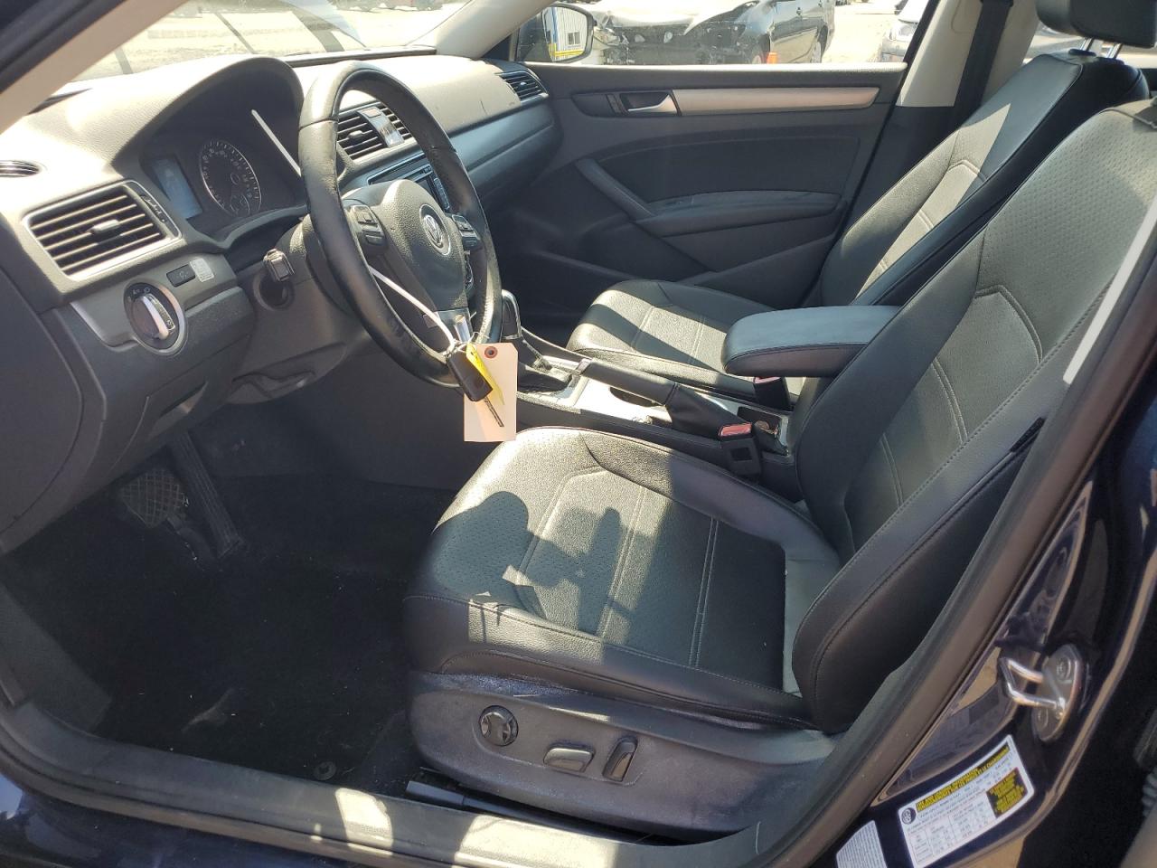 2015 Volkswagen Passat Se VIN: 1VWBV7A30FC026663 Lot: 64028535