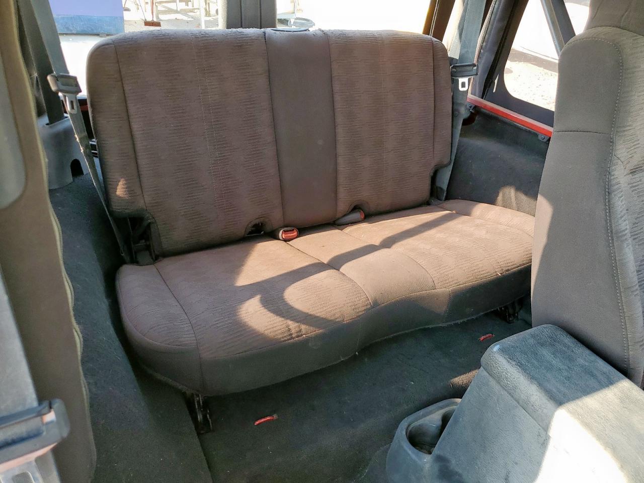 2004 Jeep Wrangler X VIN: 1J4FA39S44P702925 Lot: 64004875