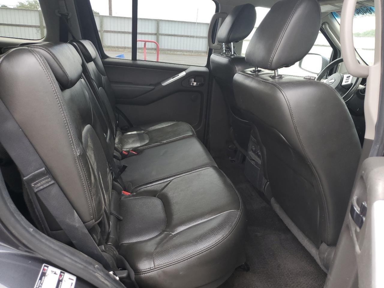 2011 Nissan Pathfinder S VIN: 5N1AR1NB1BC600498 Lot: 64841895