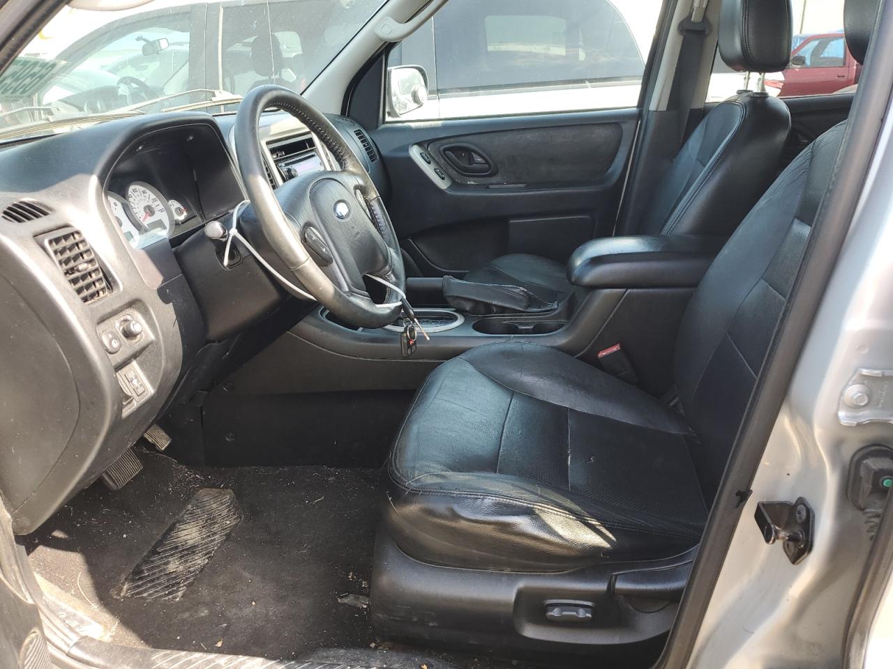 2005 Ford Escape Limited VIN: 1FMYU04175KD88717 Lot: 65957955