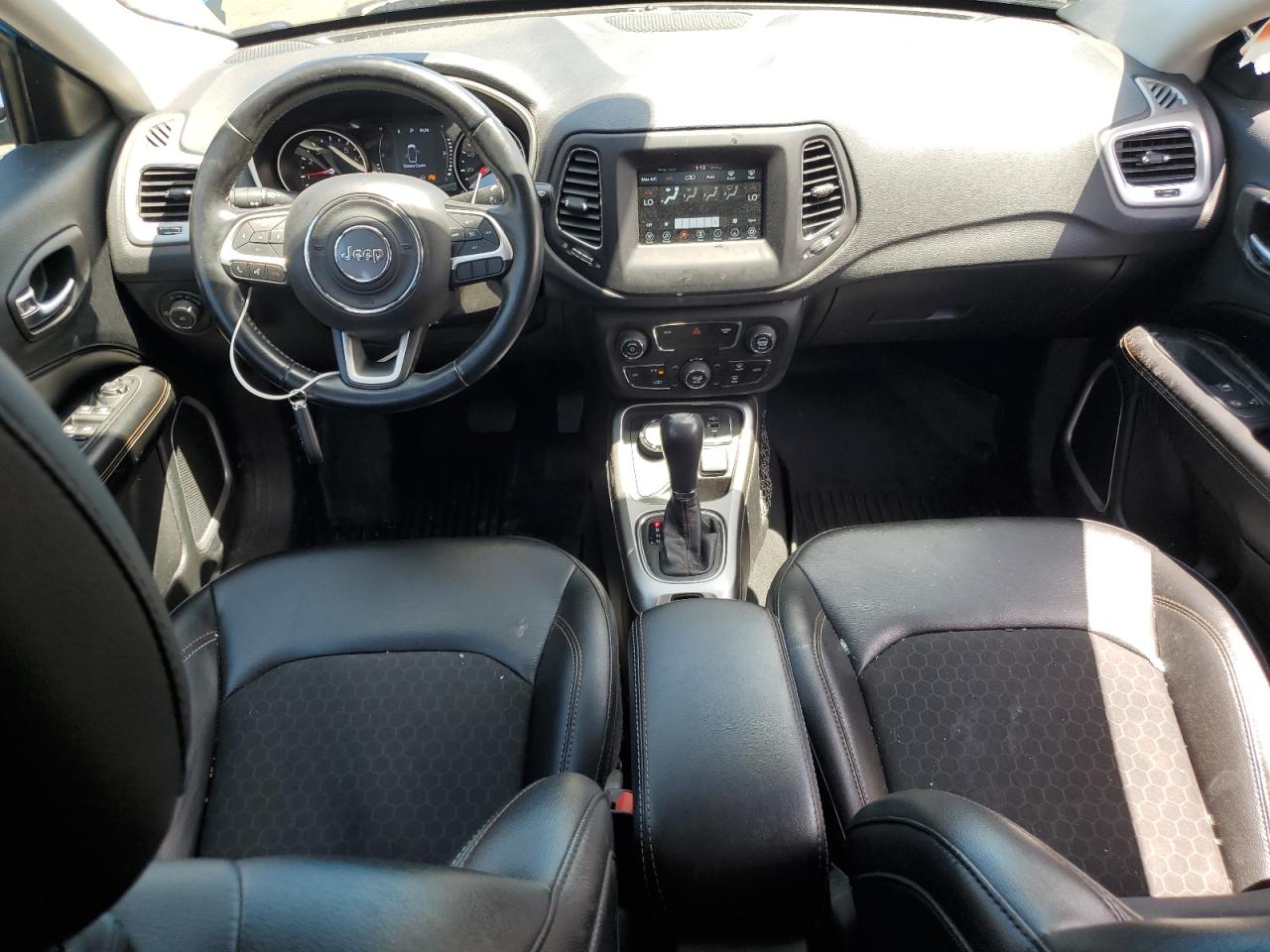 2019 Jeep Compass Latitude VIN: 3C4NJDBB0KT723507 Lot: 63998115