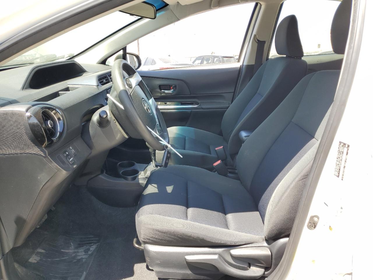 2015 Toyota Prius C VIN: JTDKDTB32F1578609 Lot: 63699185