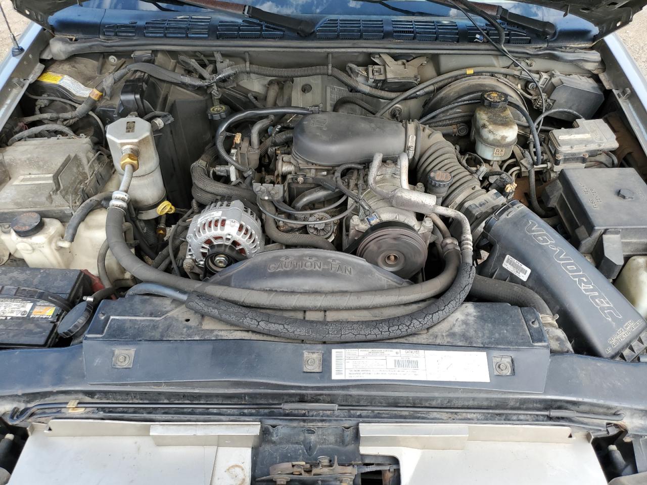 2001 GMC Jimmy VIN: 1GKCT18W71K102005 Lot: 63126475