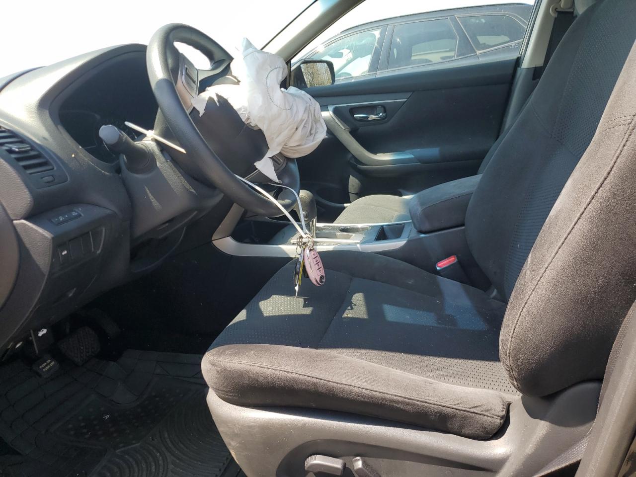 2015 Nissan Altima 2.5 VIN: 1N4AL3APXFC182683 Lot: 64938075