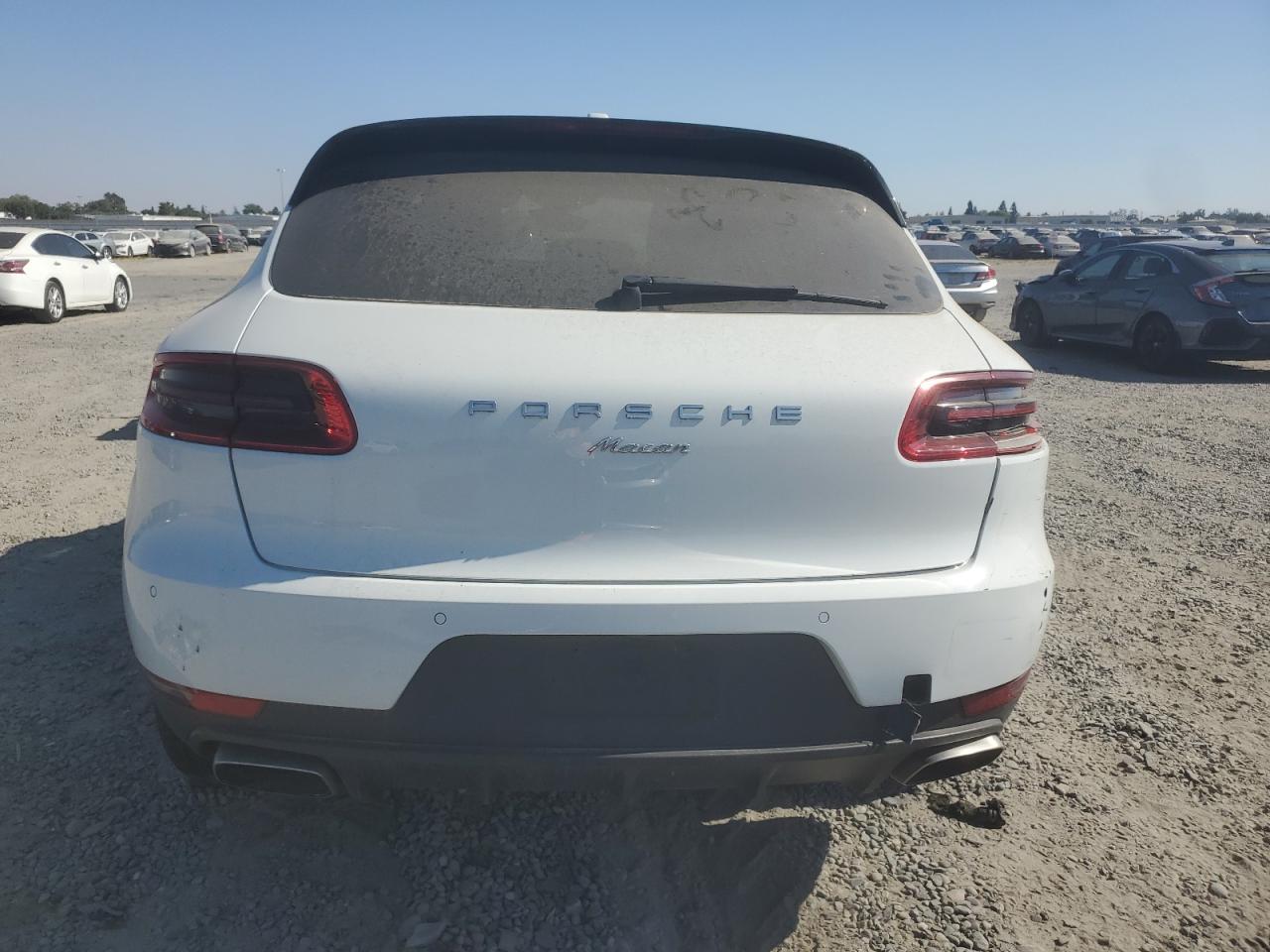2018 Porsche Macan VIN: WP1AA2A50JLB19429 Lot: 65004365