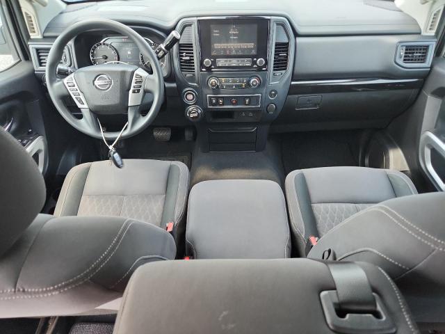  NISSAN TITAN 2022 Белы