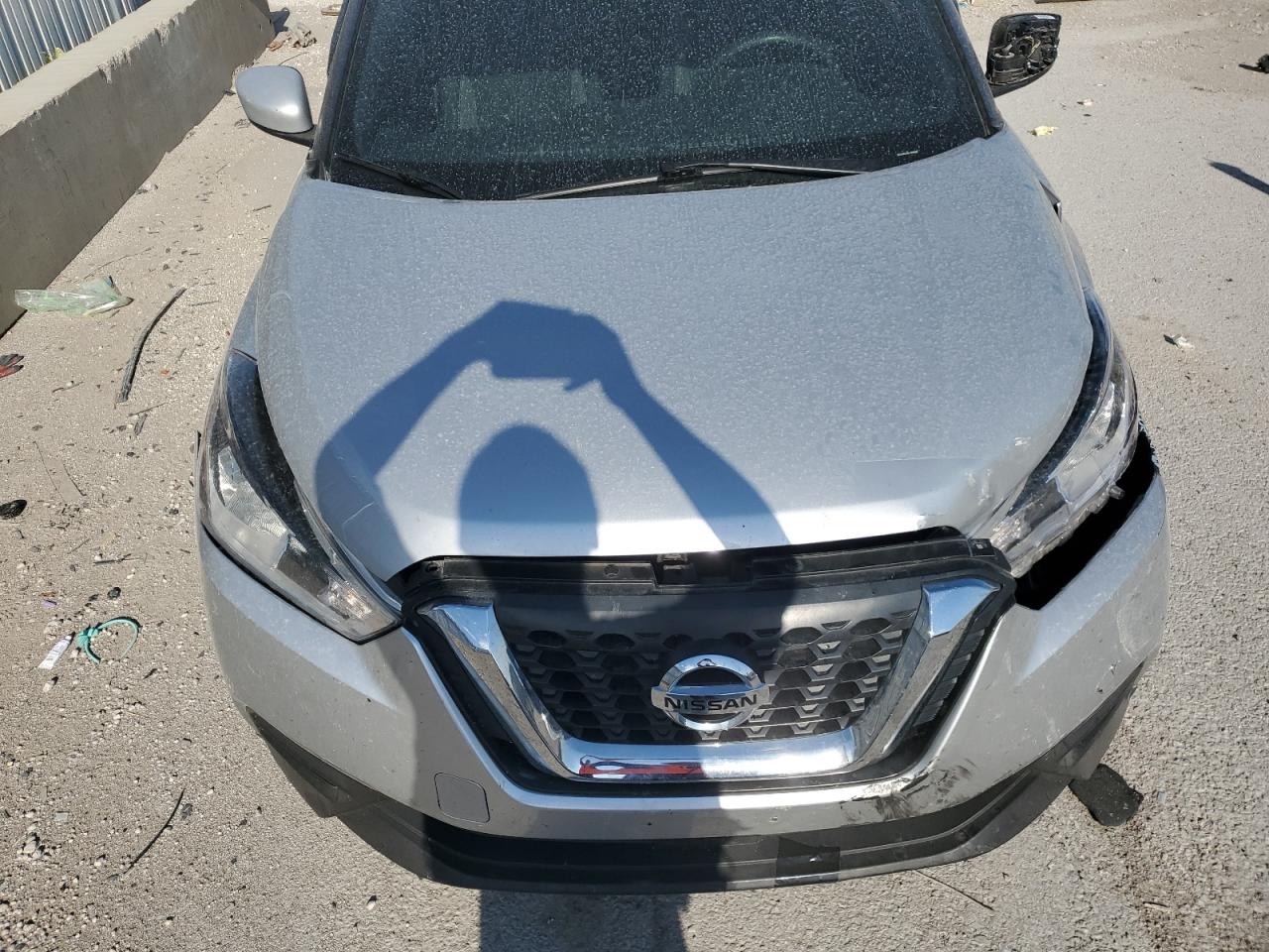 2020 Nissan Kicks Sv VIN: 3N1CP5CV6LL575808 Lot: 64188795