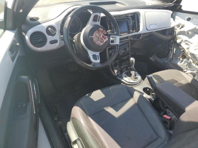  VOLKSWAGEN BEETLE 2018 Srebrny