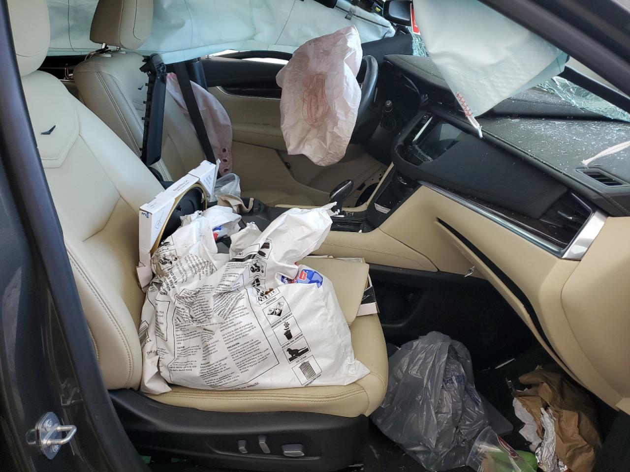 2019 Cadillac Xt5 Luxury VIN: 1GYKNDRSXKZ171403 Lot: 63016155