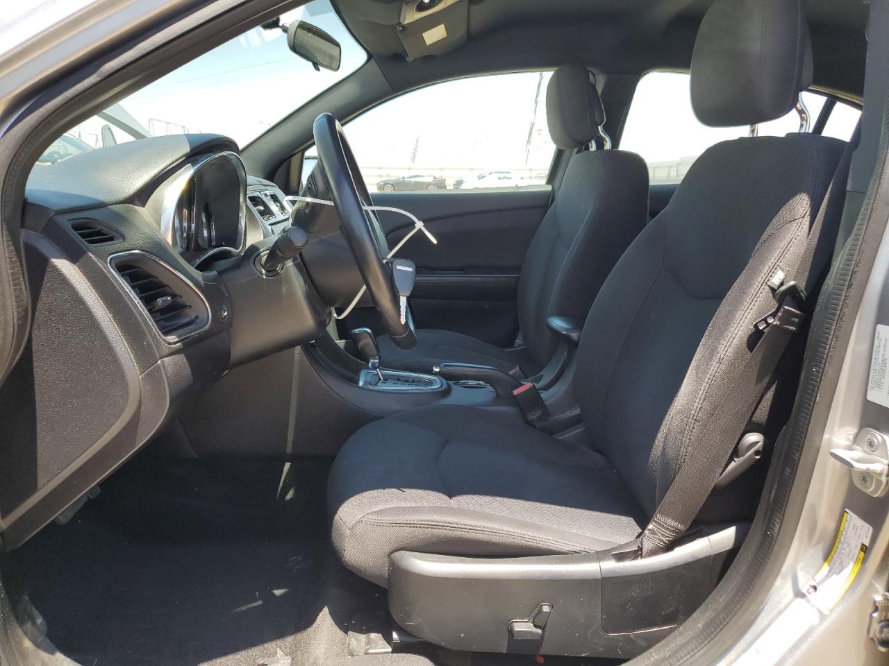 2013 Chrysler 200 Touring VIN: 1C3CCBBB7DN747025 Lot: 63578935