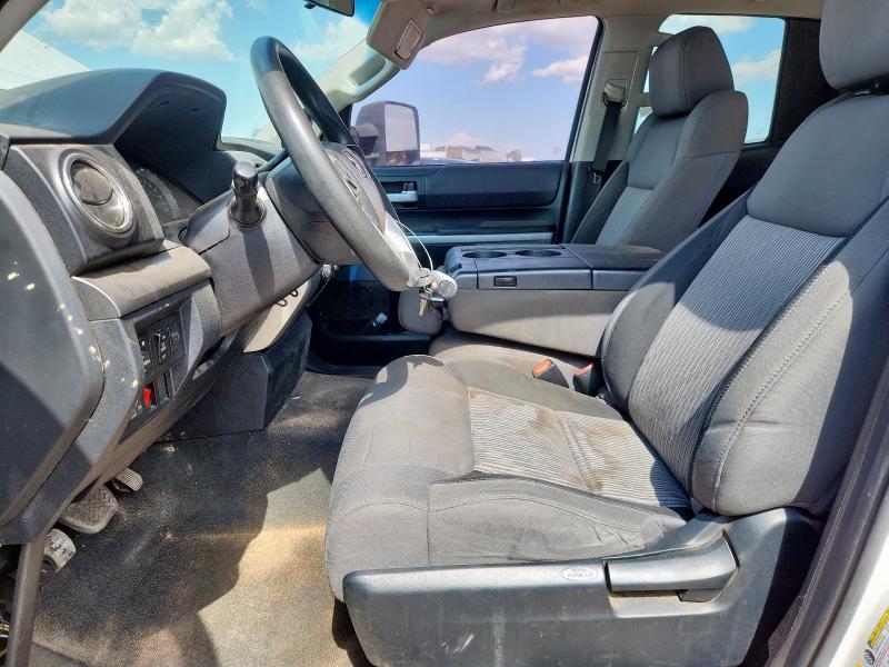 Pickups TOYOTA TUNDRA 2016 Biały