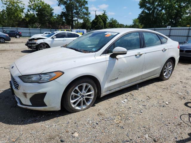  FORD FUSION 2019 White