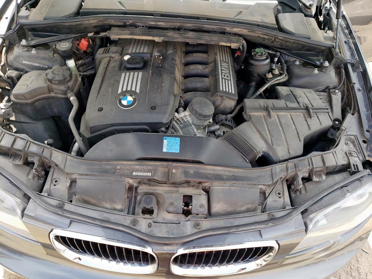 2008 BMW 128 I VIN: WBAUP73588VF09412 Lot: 63203795