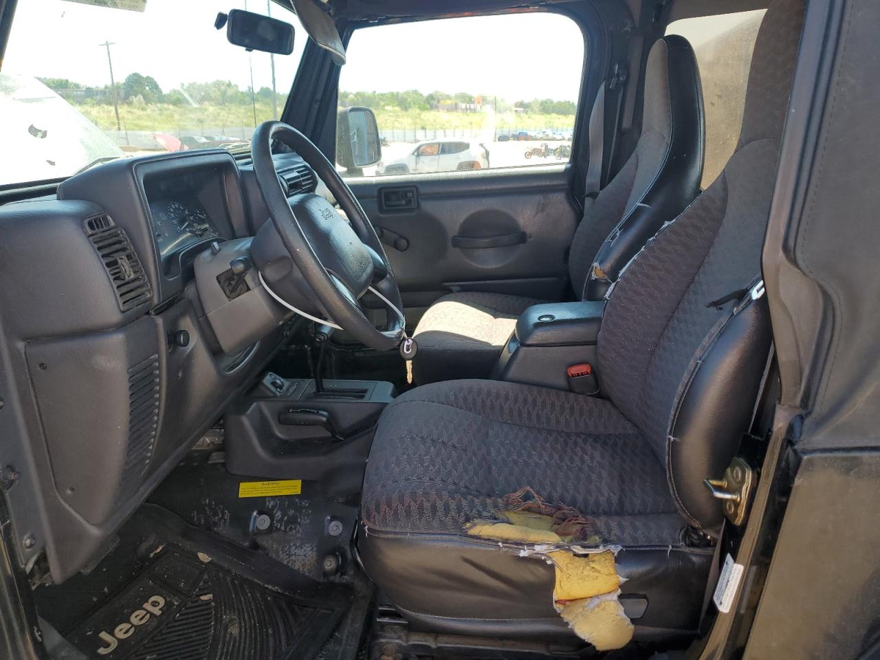 2000 Jeep Wrangler / Tj Se VIN: 1J4FA29P1YP787363 Lot: 63854015