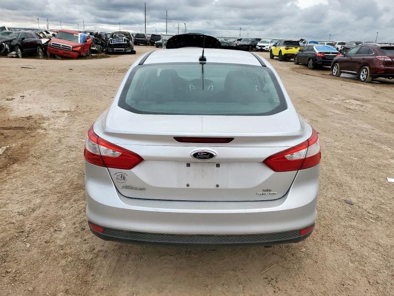  FORD FOCUS 2014 Srebrny