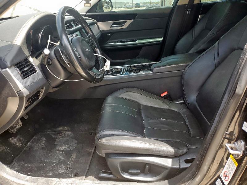  JAGUAR XF 2018 Black