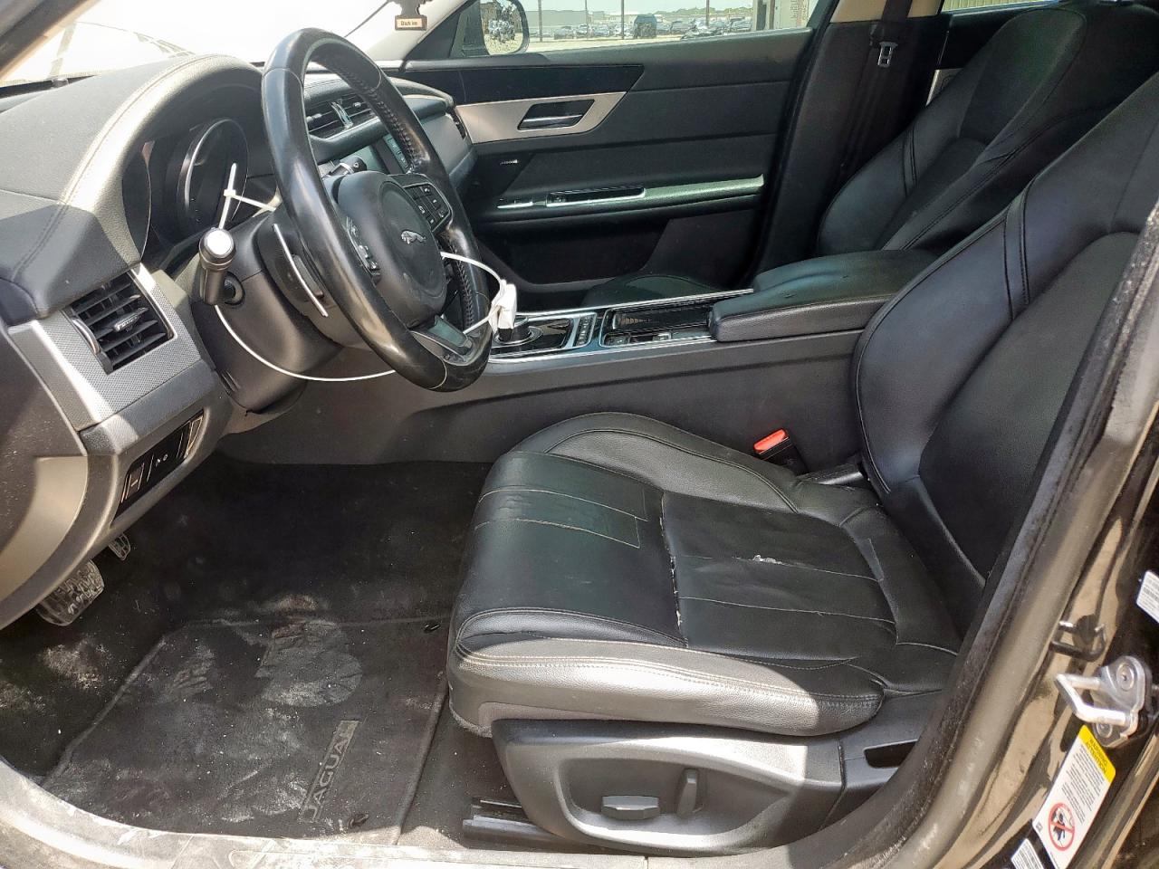 sajbr4fxxjcy69846 SAJBR4FXXJCY69846 2018 Jaguar Xf