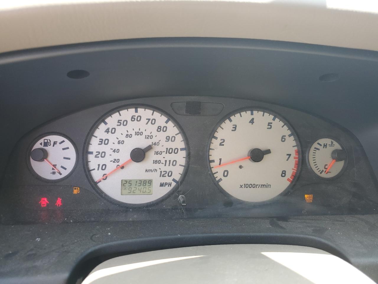 2002 Nissan Pathfinder Le VIN: JN8DR09X12W667235 Lot: 63386025