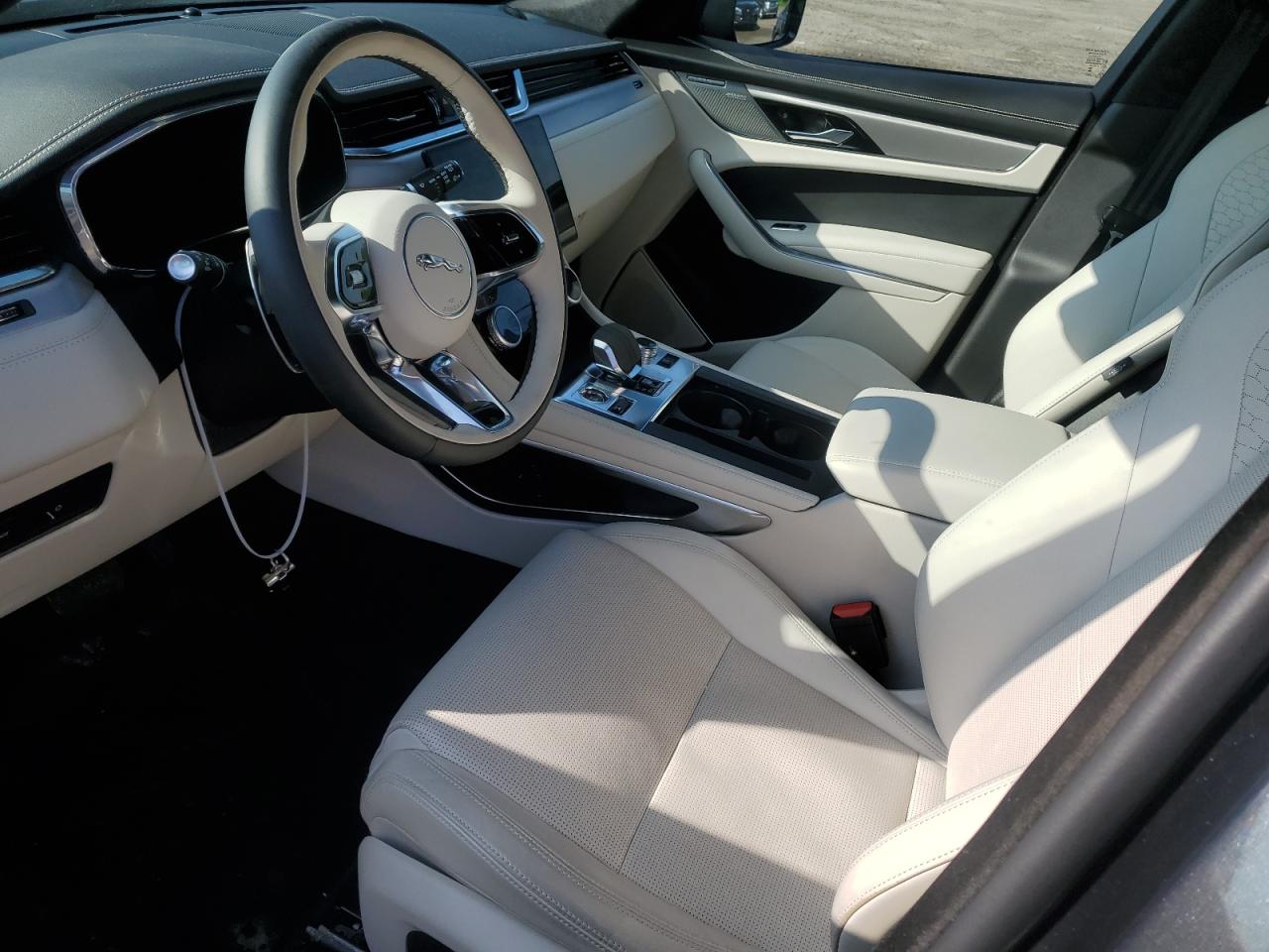 2024 Jaguar F-Pace R-Dynamic S VIN: SADCT2EX7RA729663 Lot: 63740395