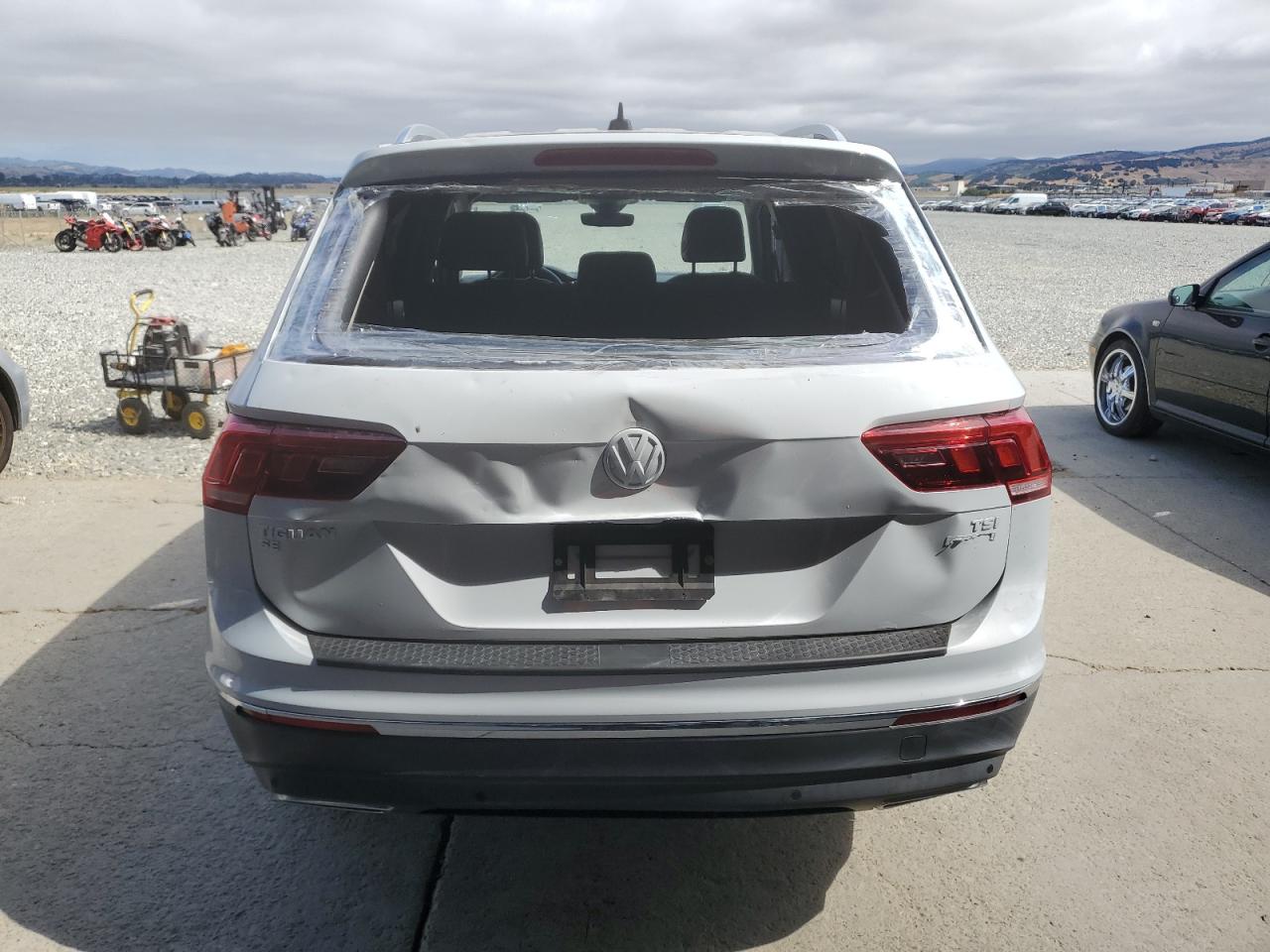 2018 Volkswagen Tiguan Sel Premium VIN: 3VV5B7AX5JM002492 Lot: 64696275