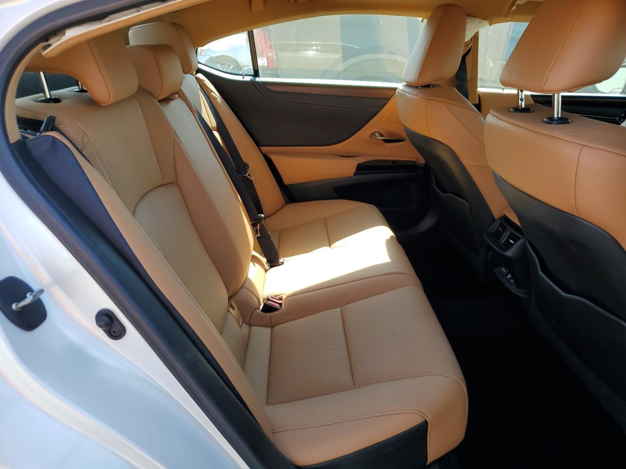 2022 Lexus Es 350 Base VIN: 58ADZ1B10NU122140 Lot: 65446755