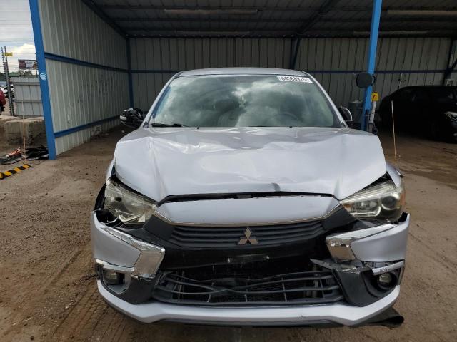  MITSUBISHI OUTLANDER 2017 Серебристый
