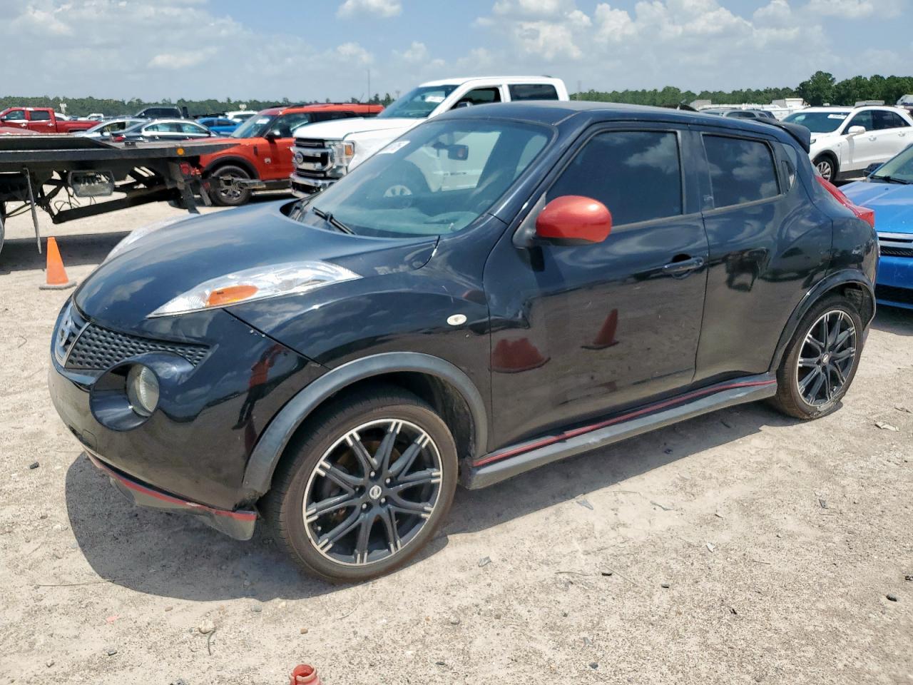 2014 Nissan Juke S VIN: JN8AF5MV4ET365247 Lot: 66861705