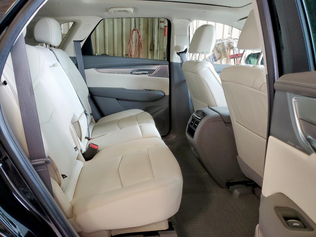 2022 Cadillac Xt5 Premium Luxury VIN: 1GYKNCRS1NZ166363 Lot: 62932735