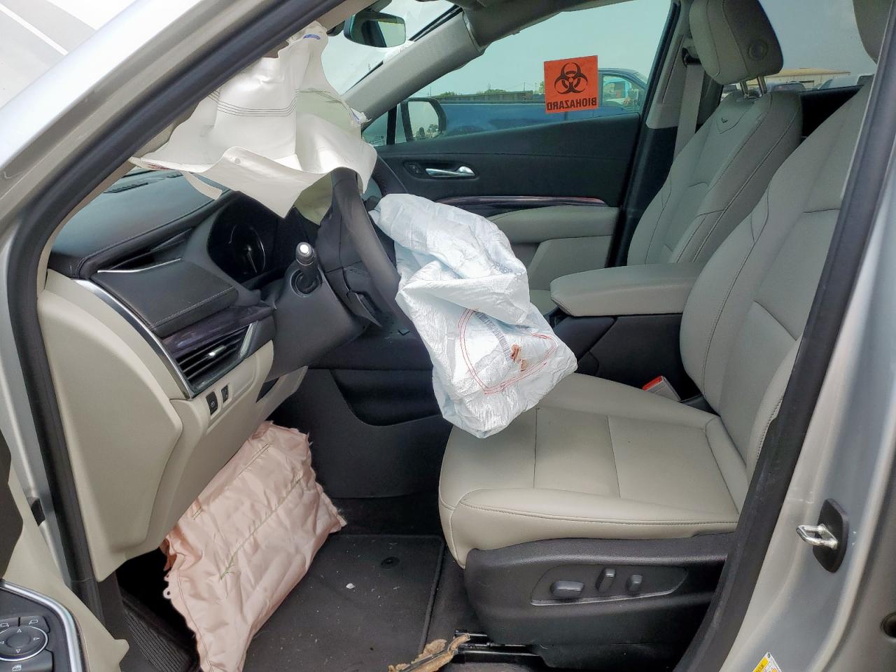 2022 Cadillac Xt4 Luxury VIN: 1GYAZAR46NF108885 Lot: 63107085