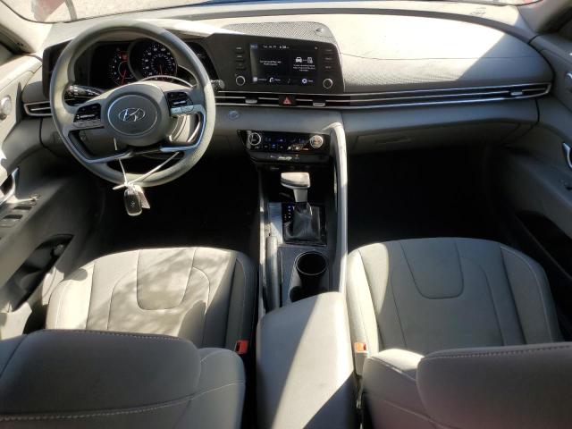  HYUNDAI ELANTRA 2021 Красный