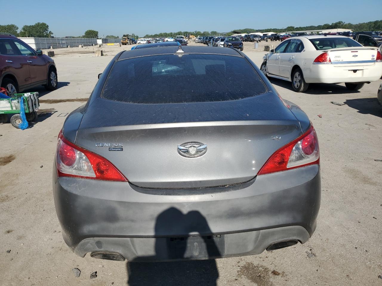 2011 Hyundai Genesis Coupe 2.0T VIN: KMHHT6KD9BU055275 Lot: 64195445