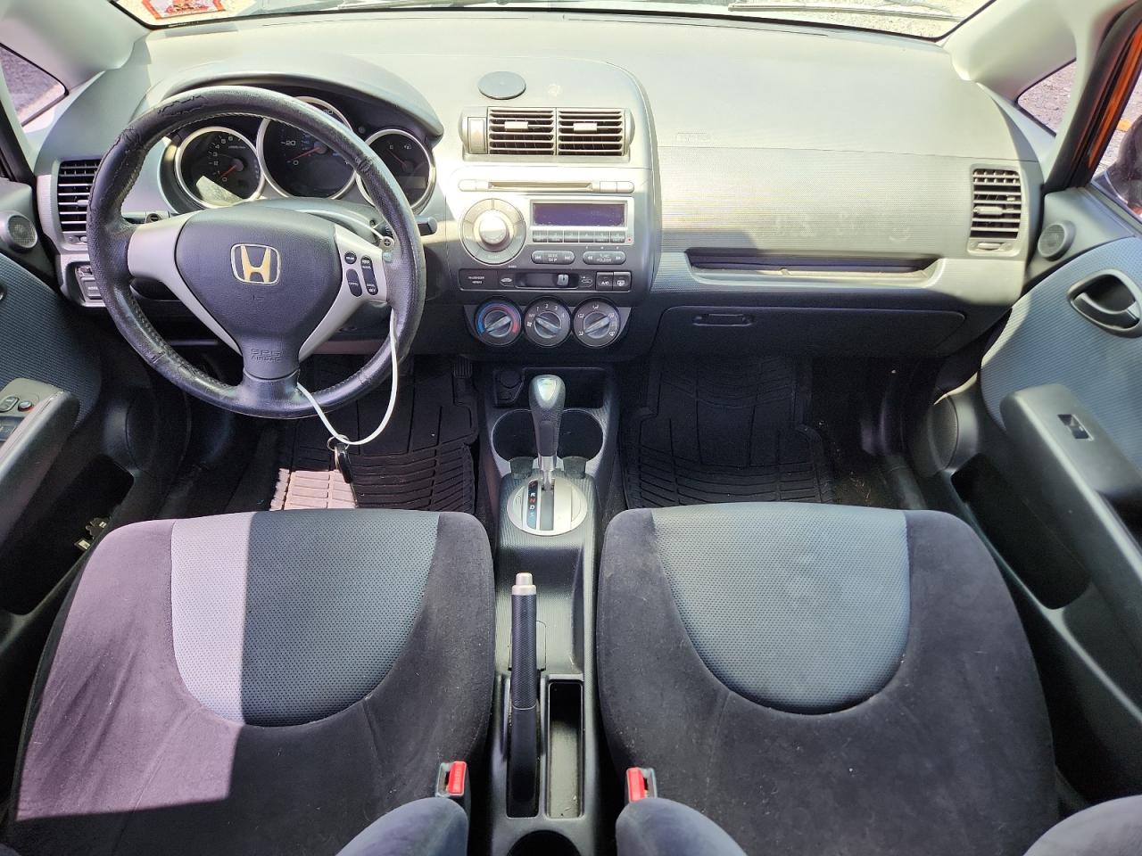 2007 Honda Fit S VIN: JHMGD386X7S058935 Lot: 64113285