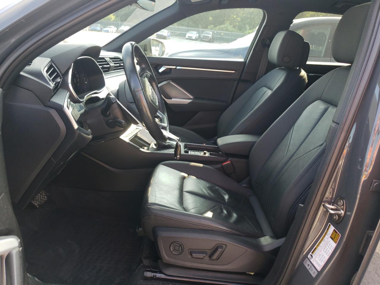 2019 Audi Q3 Premium Plus VIN: WA1BEDF33K1085331 Lot: 64170625
