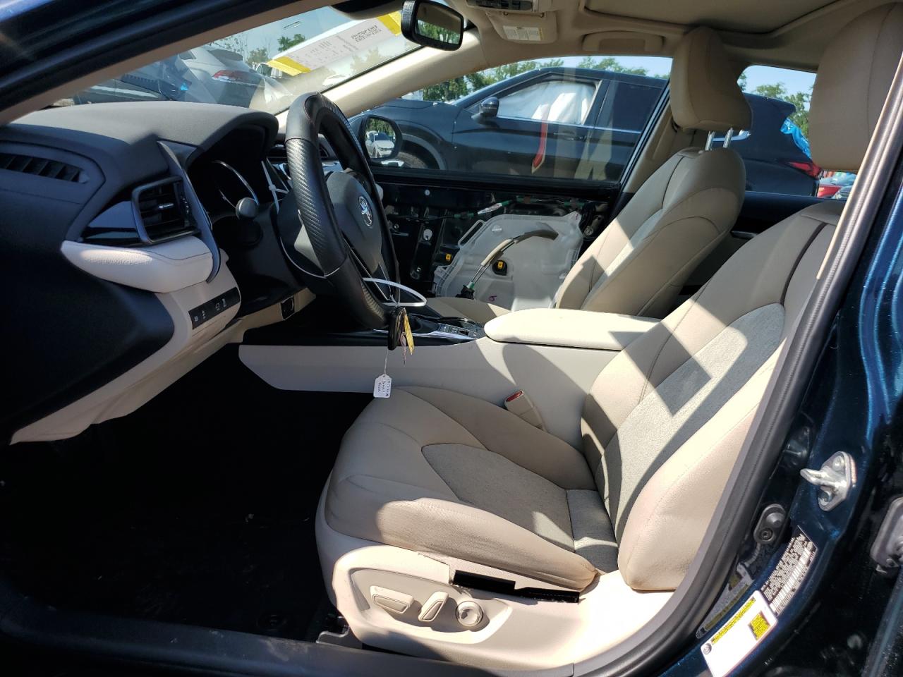 2019 Toyota Camry Le VIN: 4T1B31HK4KU008346 Lot: 66440705