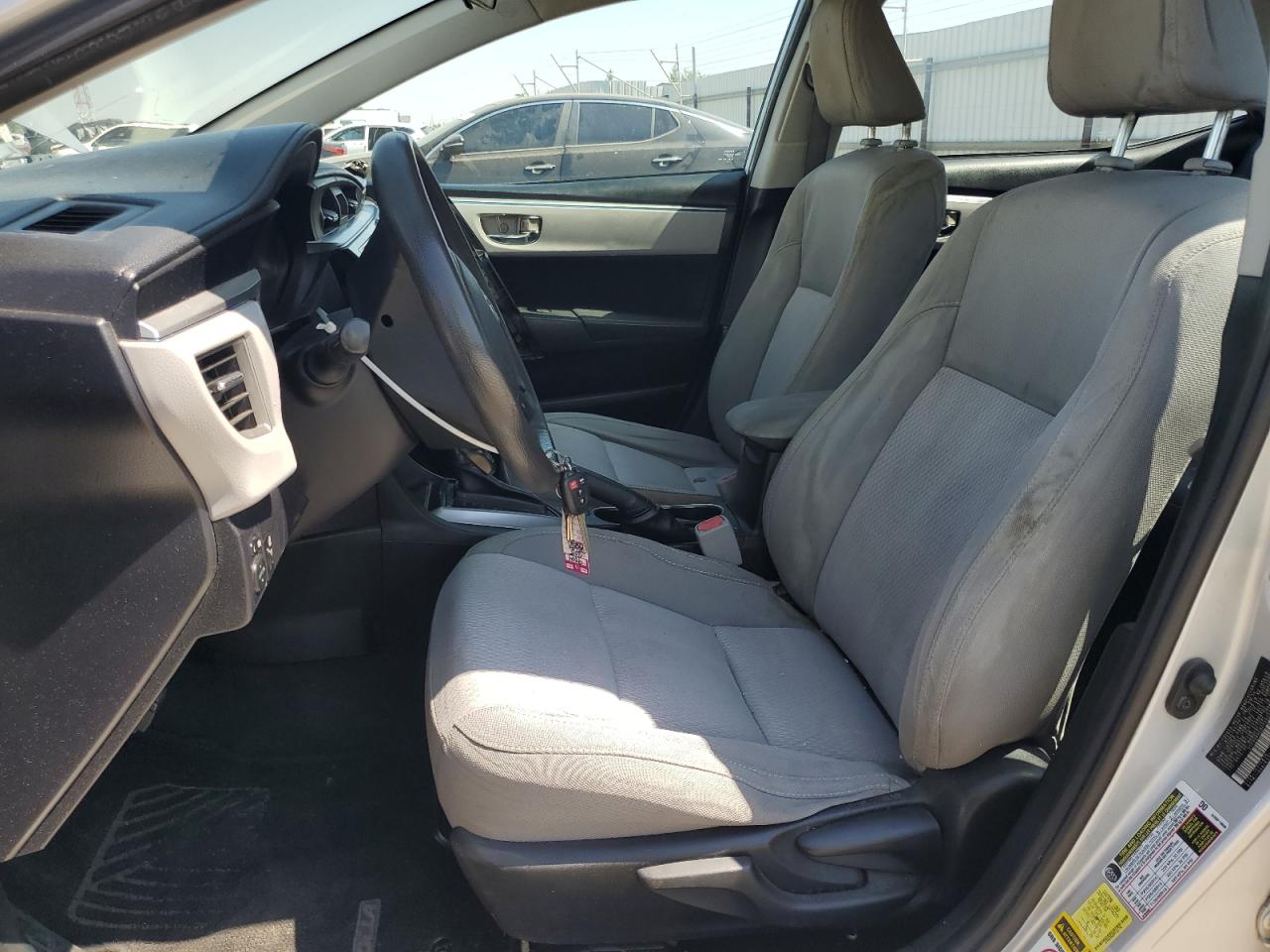 2015 Toyota Corolla L VIN: 5YFBURHE6FP202714 Lot: 64887335