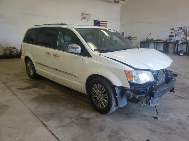  CHRYSLER MINIVAN 2013 White