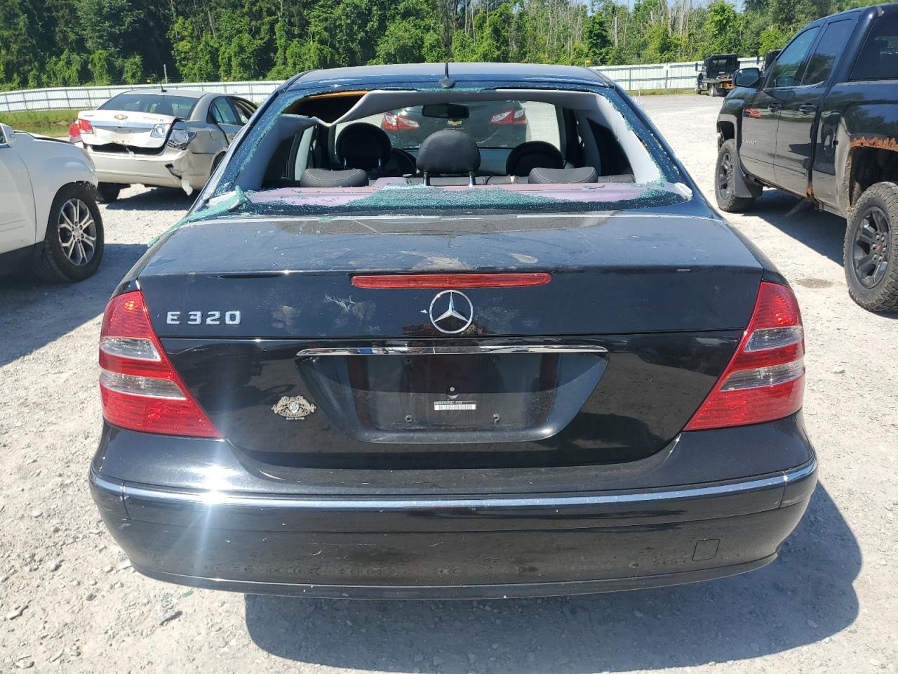 wdbuf65jx5a711130 WDBUF65JX5A711130 2005 Mercedes-Benz E 320