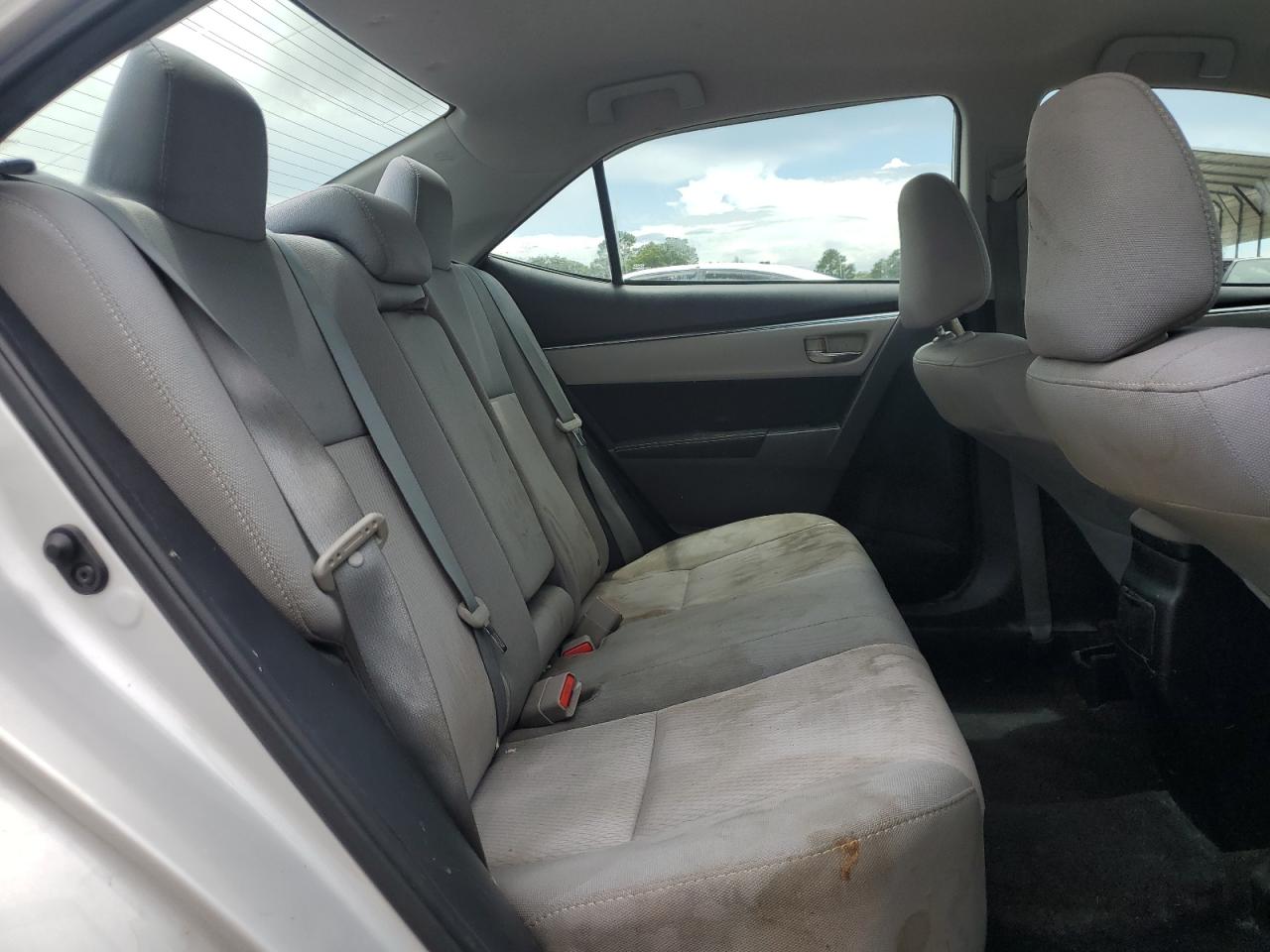 2015 Toyota Corolla L VIN: 2T1BURHE3FC377695 Lot: 64697025
