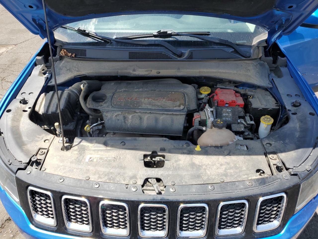 2019 Jeep Compass Latitude VIN: 3C4NJDBB0KT723507 Lot: 63998115
