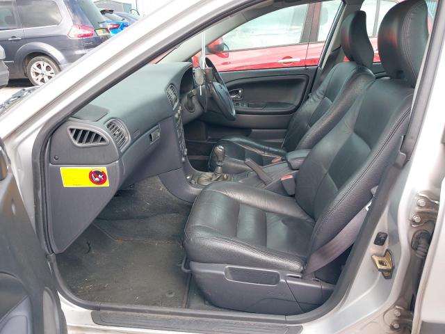 2003 VOLVO V40 S